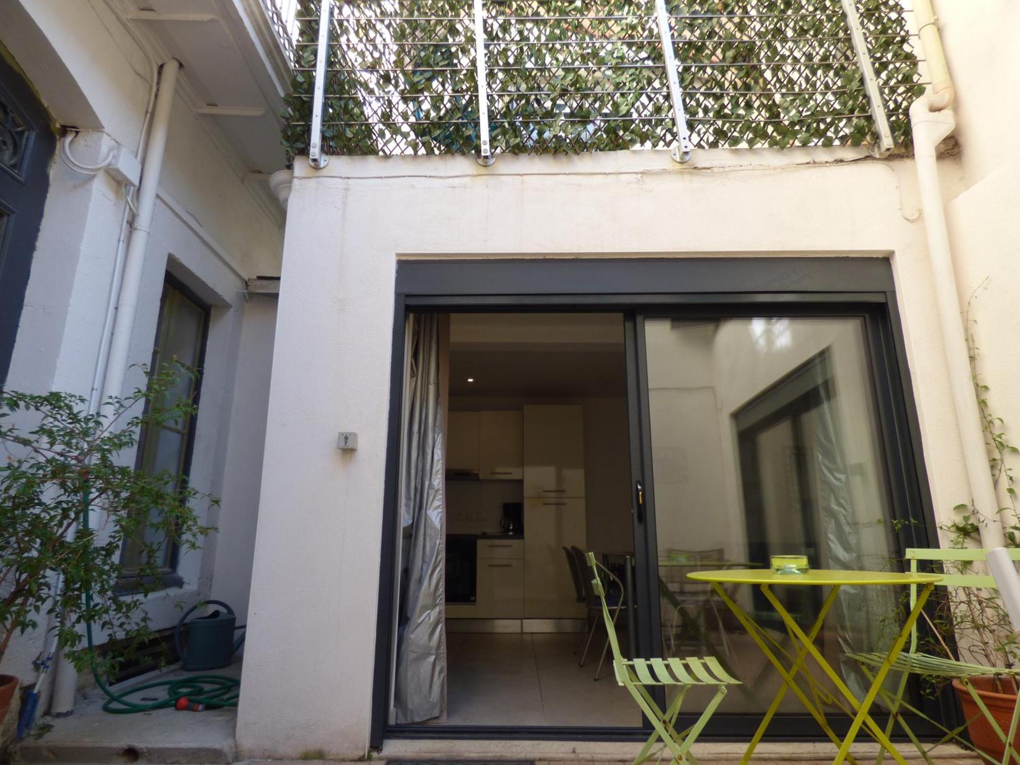 "Le Patio"-Meuble De Tourisme 3 Etoiles -Residence "Les Logis De Beziers"-Garage Optionnel-Coeur De Ville-Plages A 16Km ! Екстериор снимка