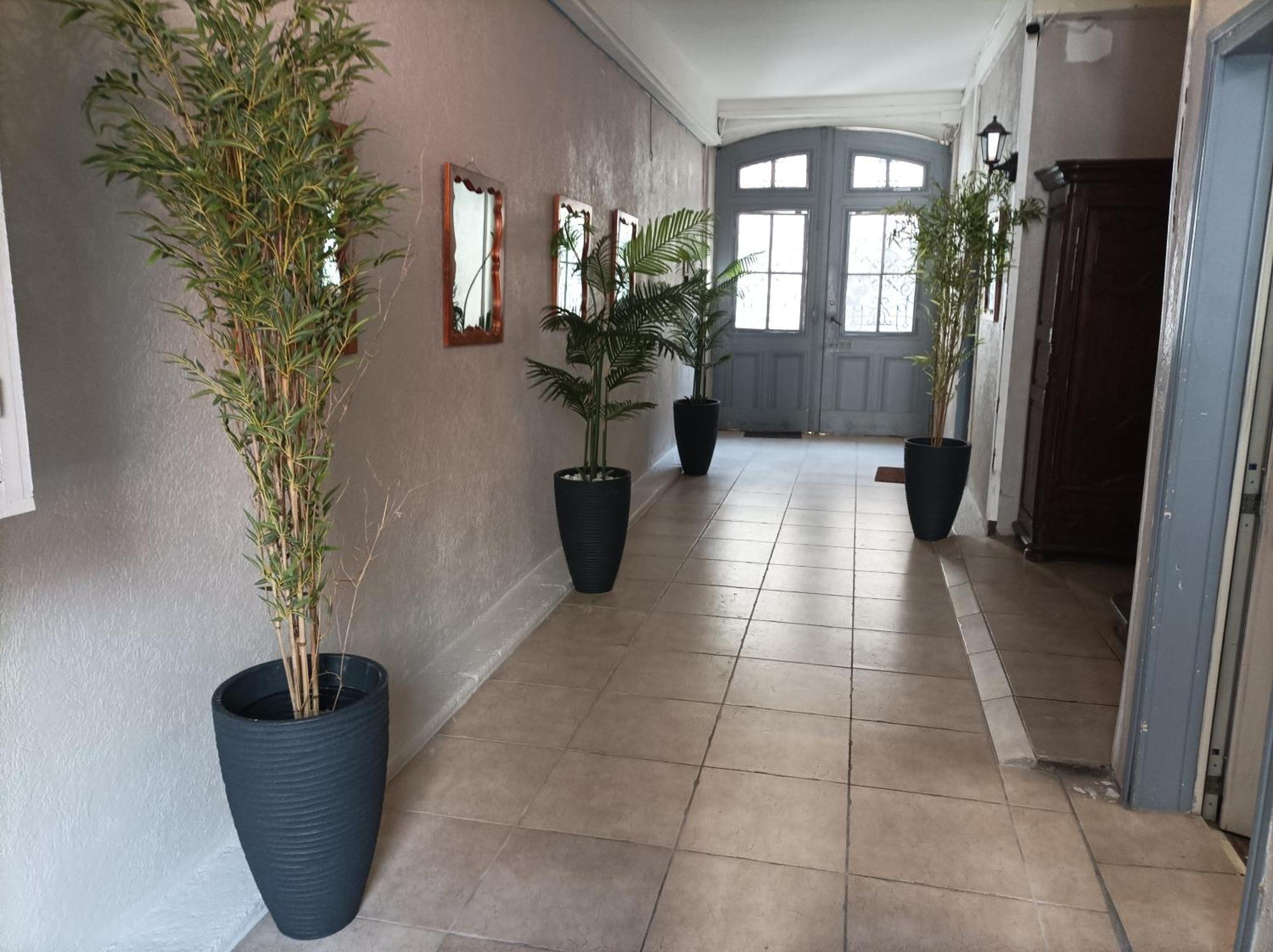 "Le Patio"-Meuble De Tourisme 3 Etoiles -Residence "Les Logis De Beziers"-Garage Optionnel-Coeur De Ville-Plages A 16Km ! Екстериор снимка